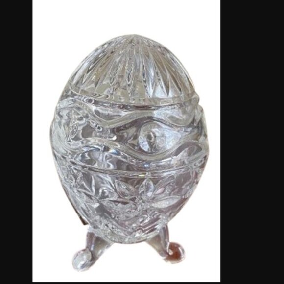 Slovakian Lead Crystal Egg Trinket Box with Lid – 24% PbO Cut Glass Candy Dish - Picture 1 of 4